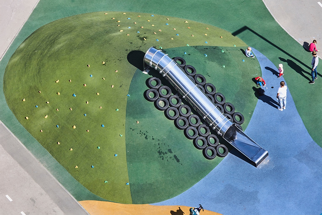 ЯСНЫЙ БЕРЕГ. ДВОР ФОРМУЛА 1 